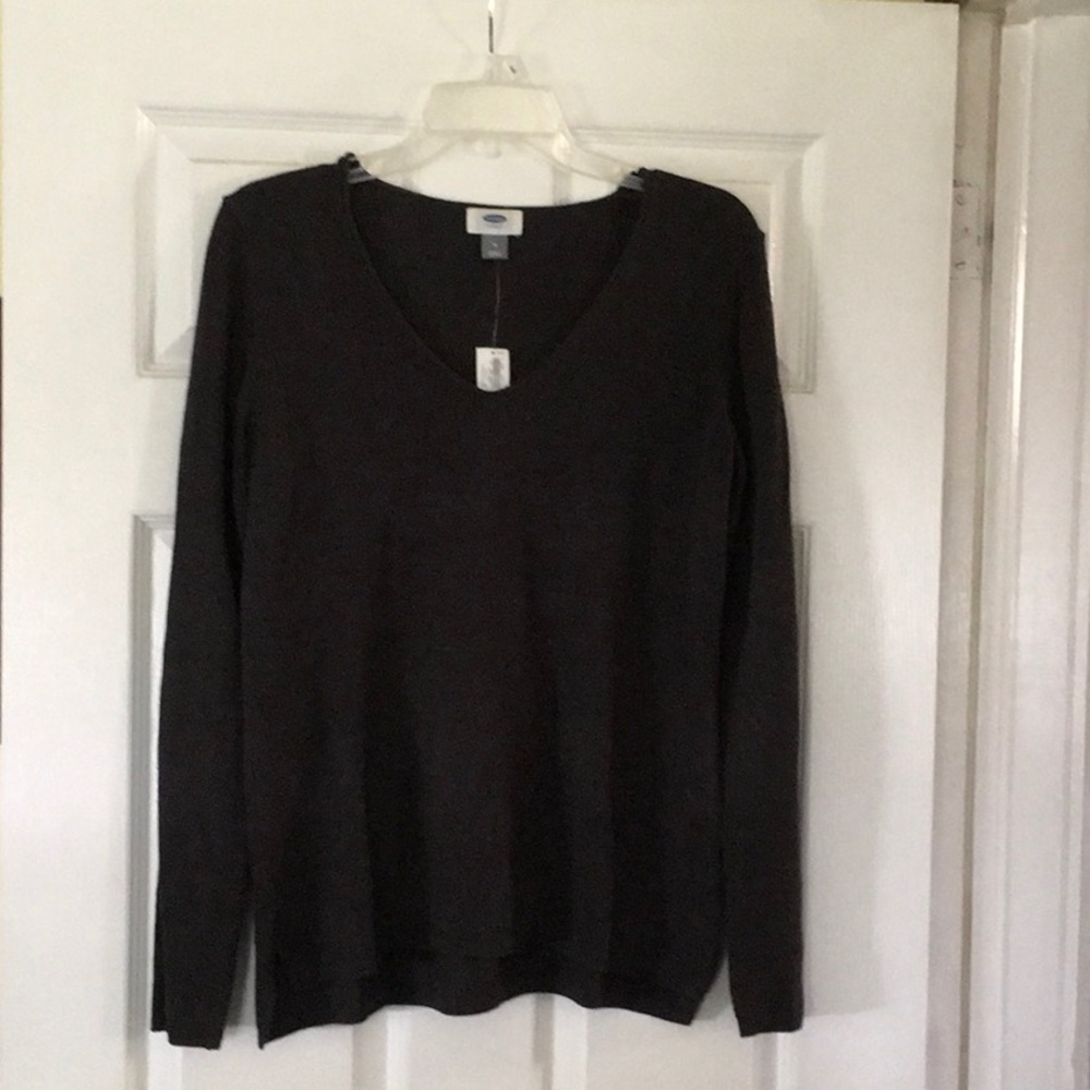 Old navy v neck sweater medium